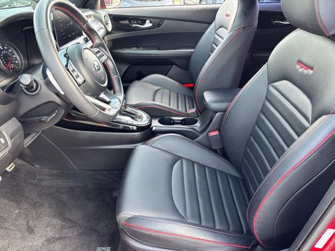 Used 2021 Kia Forte GT w/ GT2 Package image 17