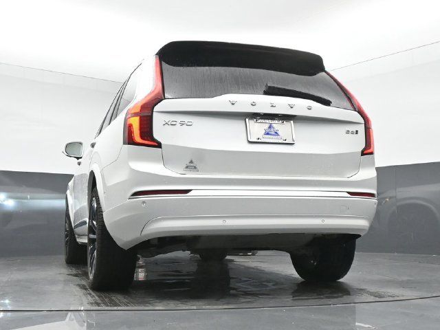 Used 2026 Volvo XC90 B6 Plus AWD/4WD image 15
