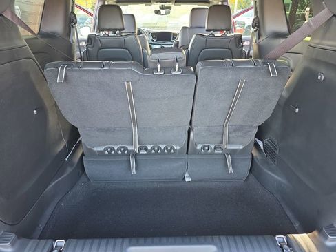 New 2026 Chrysler Pacifica Select image 13