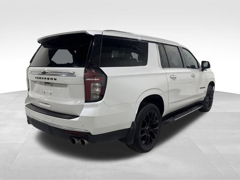 Used 2023 Chevrolet Suburban High Country AWD/4WD image 6