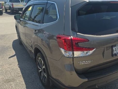 Used 2019 Subaru Forester Limited w/ Popular Package #3 AWD/4WD image 5