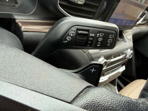 Used 2020 Ford Explorer Limited w/ Class III Trailer Tow Package image 27