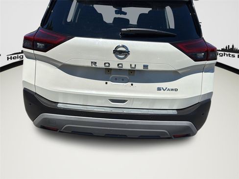 Used 2021 Nissan Rogue SV AWD/4WD image 30