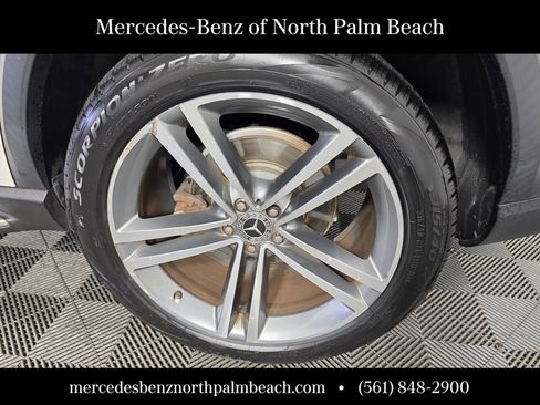 Used 2020 Mercedes-Benz GLE 350 image 17