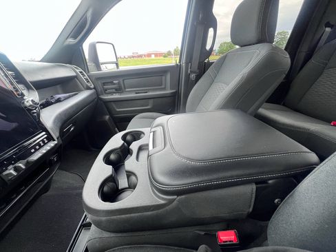 Used 2025 RAM 2500 Tradesman AWD/4WD image 18