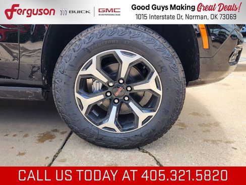 New 2026 GMC Yukon XL AT4 w/ AT4 Premium Plus Package AWD/4WD image 60