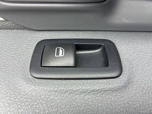 Used 2017 RAM 1500 Big Horn AWD/4WD image 18