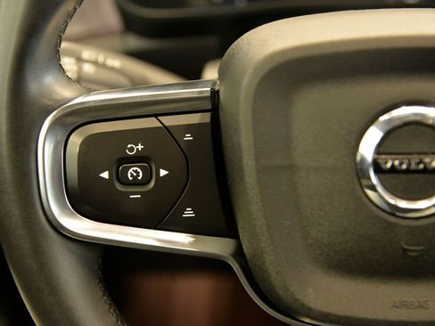 Used 2023 Volvo C40 P8 Recharge Plus image 22