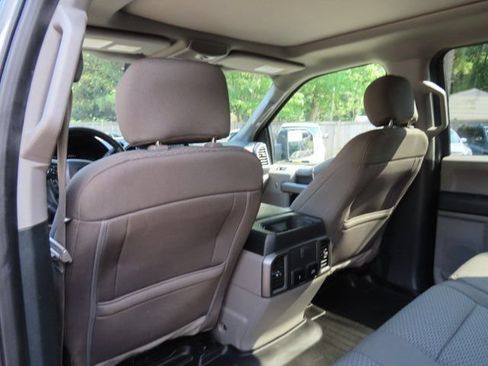 Used 2019 Ford F150 XLT w/ Equipment Group 302A Luxury AWD/4WD image 16
