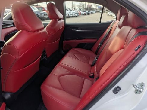 Used 2022 Toyota Camry XSE image 28