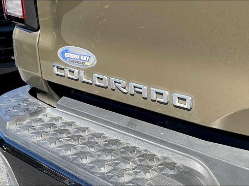 Used 2024 Chevrolet Colorado Trail Boss image 8