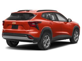 Used 2024 Chevrolet Trax ACTIV w/ Sunroof Package video 2