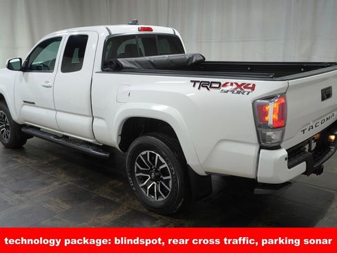 Used 2023 Toyota Tacoma TRD Sport w/ Technology Package image 7