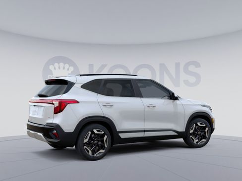 New 2026 Kia Seltos SX image 8