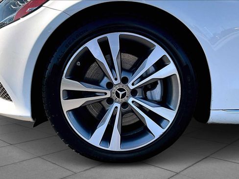 Used 2021 Mercedes-Benz C 300 Sedan image 10