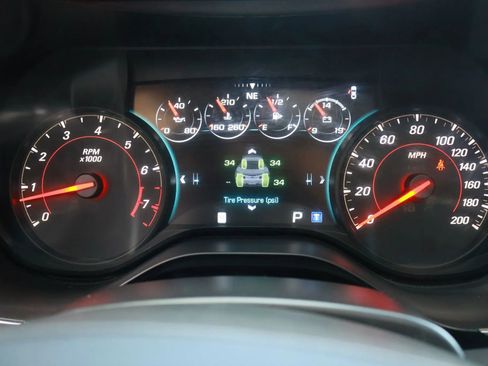 Used 2016 Chevrolet Camaro SS image 23