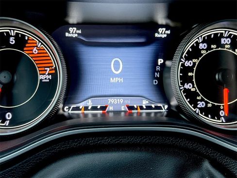 Used 2019 Jeep Cherokee Trailhawk w/ Cold Weather Group image 12