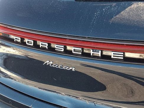 Used 2023 Porsche Macan T image 32