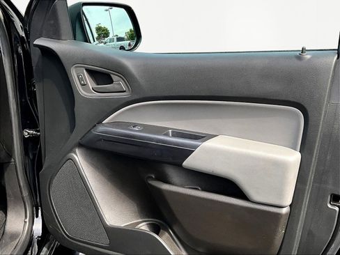 Used 2022 Chevrolet Colorado W/T w/ Custom Special Edition RWD image 26