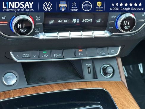 Used 2023 Audi Q5 e Premium Plus w/ Premium Plus Package image 17