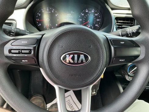 Used 2018 Kia Rio LX FWD image 26