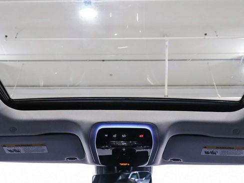 Certified 2022 Mercedes-Benz C 300 Sedan image 41