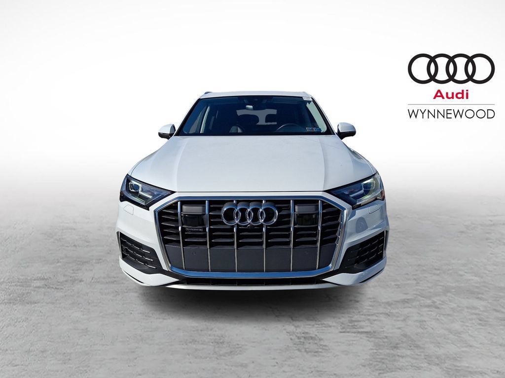 Used 2023 Audi Q7 2.0T Premium Plus w/ Convenience Package AWD/4WD image 2