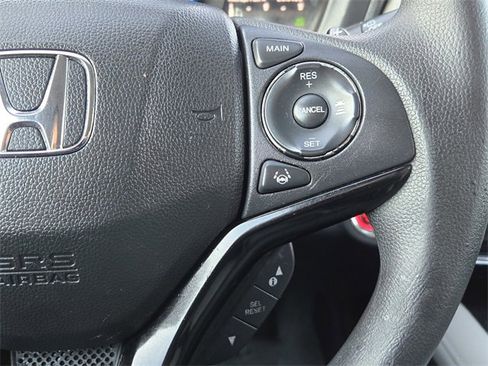 Used 2021 Honda HR-V EX image 24