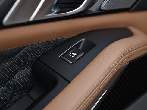 New 2026 BMW X5 M Competition w/ Executive Package image 25