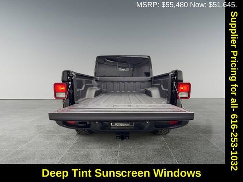 New 2025 Jeep Gladiator Sport image 23