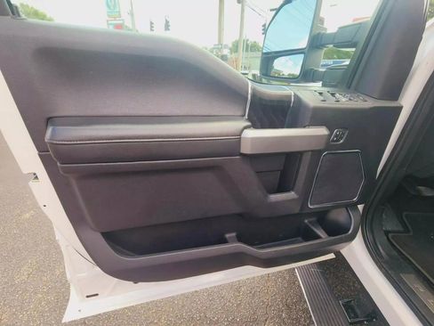 Used 2019 Ford F250 Platinum w/ Platinum Ultimate Package image 23