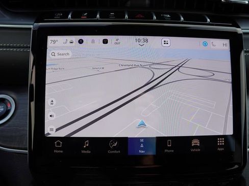 New 2025 Jeep Grand Cherokee L Limited w/ Black Appearance Package image 15