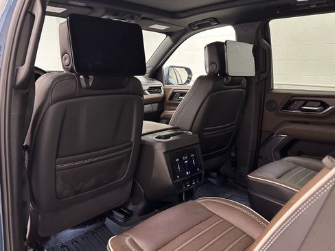 Used 2026 GMC Yukon Denali Ultimate AWD/4WD image 14