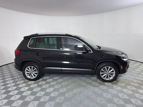 Used 2017 Volkswagen Tiguan Wolfsburg Edition FWD image 4