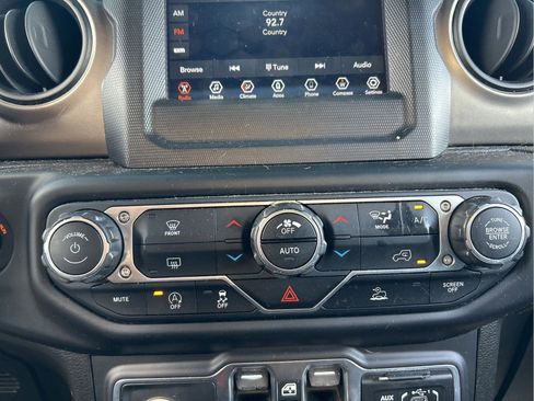 Used 2020 Jeep Gladiator Sport w/ Quick Order Package 24S image 30