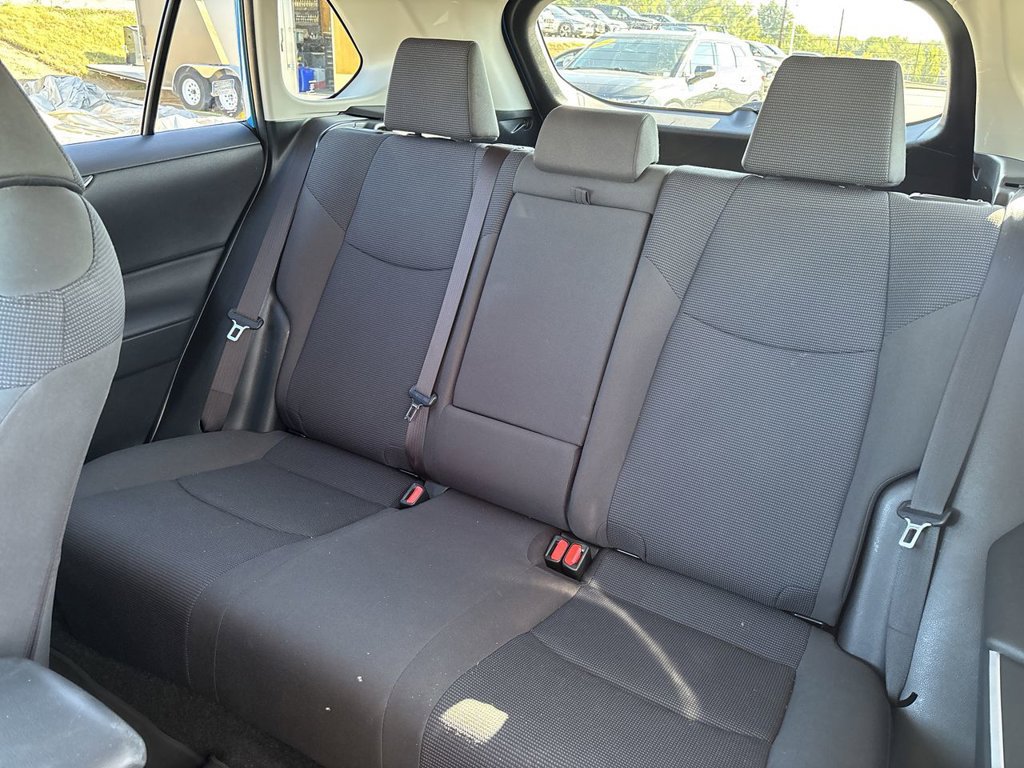 Used 2020 Toyota RAV4 LE w/ All Weather Liner Package AWD/4WD image 28