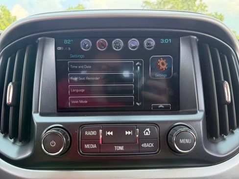 Used 2018 Chevrolet Colorado LT w/ LT Convenience Package AWD/4WD image 41