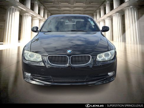 Used 2011 BMW 328i Convertible image 4