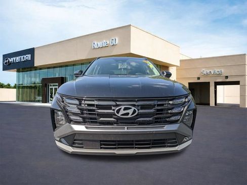 Certified 2025 Hyundai Tucson SEL FWD image 9
