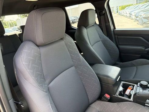 Used 2024 Toyota Tacoma SR AWD/4WD image 16