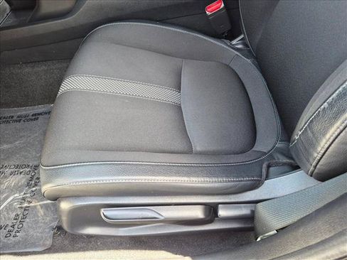 Used 2019 Honda Civic Sport image 11