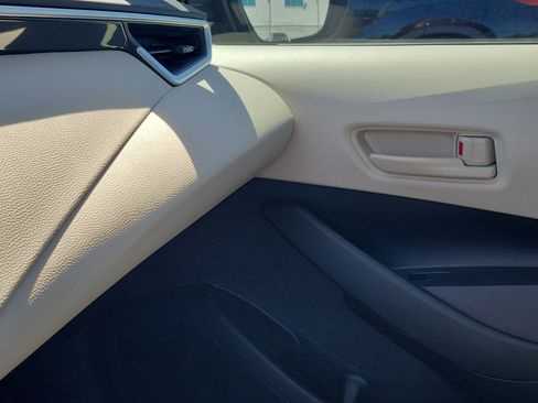 Certified 2023 Toyota Corolla LE image 29