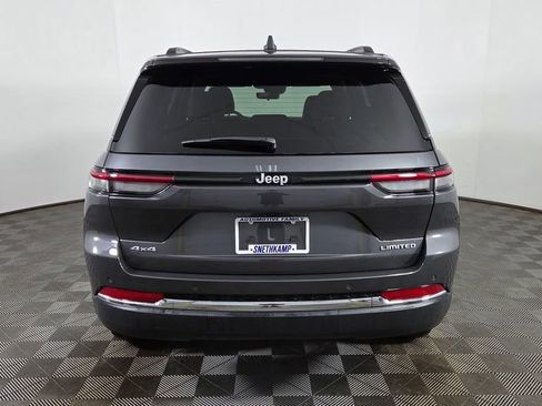 New 2025 Jeep Grand Cherokee Limited w/ Trailer Tow Package image 8