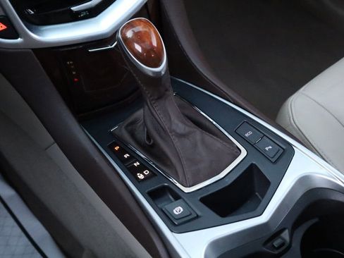 Used 2015 Cadillac SRX Luxury image 41