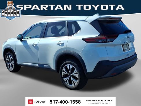 Used 2022 Nissan Rogue SV AWD/4WD image 9