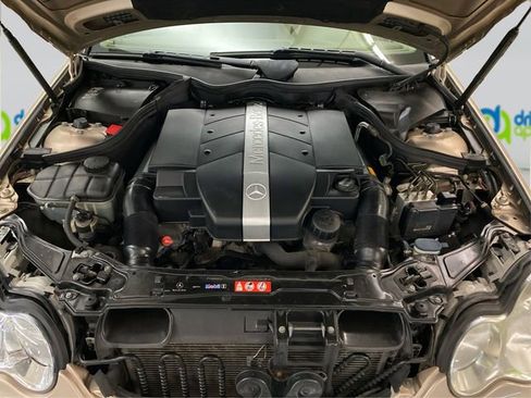 Used 2005 Mercedes-Benz C 320 4MATIC Sedan image 12