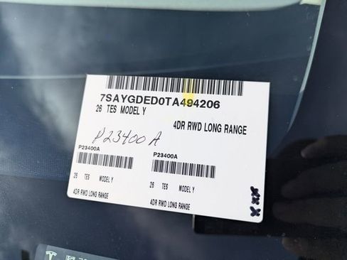 Used 2026 Tesla Model Y 2WD image 32