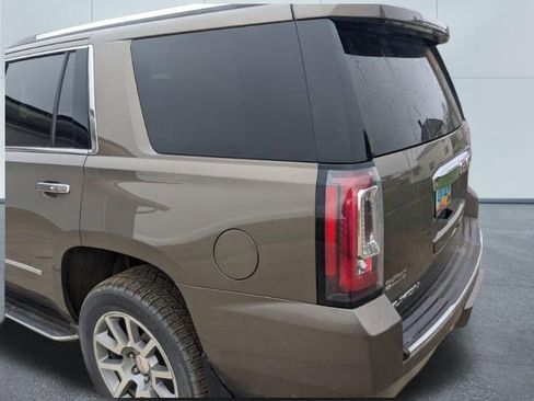 Used 2016 GMC Yukon Denali w/ Open Road Package AWD/4WD image 5