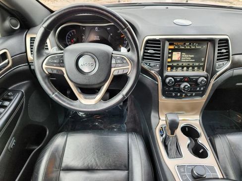 Used 2017 Jeep Grand Cherokee Limited AWD/4WD image 24