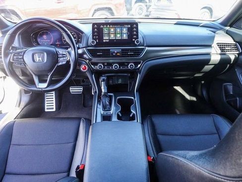 Used 2019 Honda Accord Sport image 4